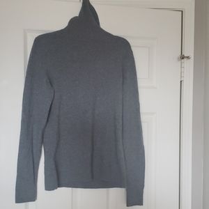 Grey cashmere turtleneck
